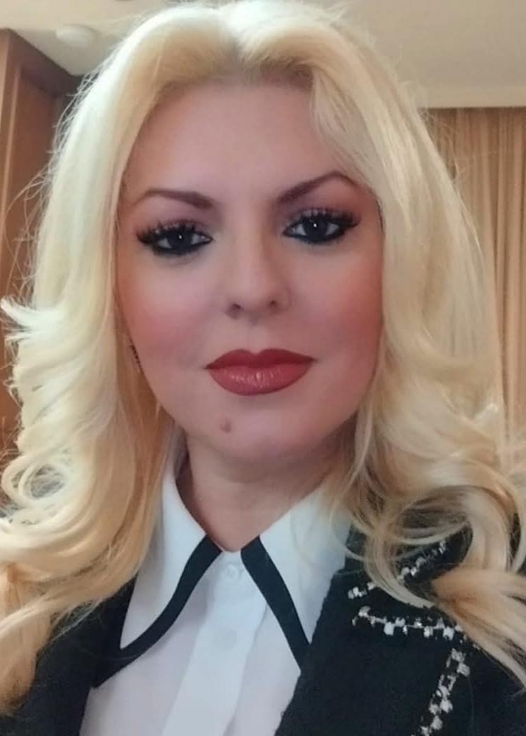 ΕΛΕΝΑ ΝΤΑΒΛΑΜΑΝΟΥ